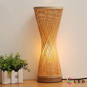 Đèn tre để bàn có đồng hồ cát 
                class=
