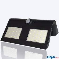 Đèn LED năng lượng mặt trời 10W mẫu SLB