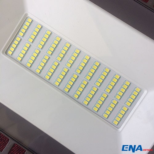 Đèn LED pha mẫu 50W CA